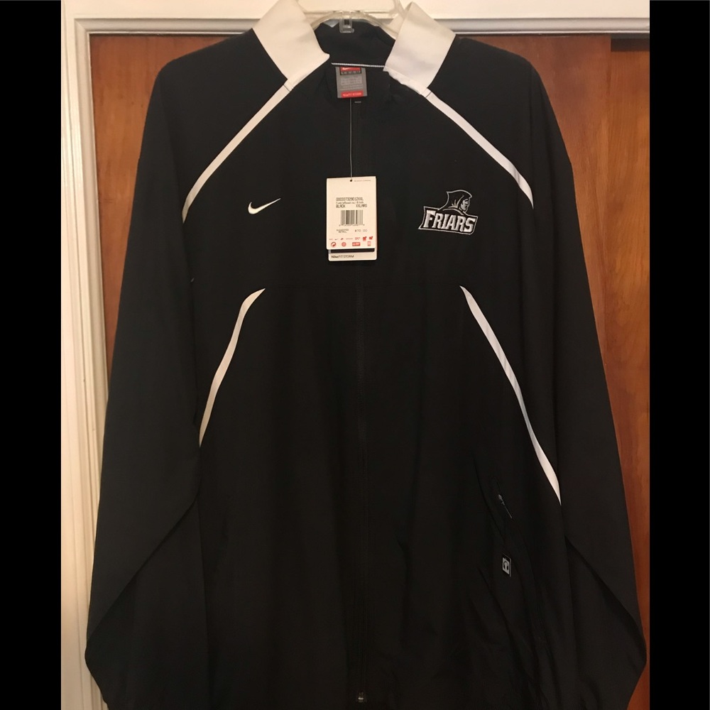 NWT friars Nike windbreaker providence college